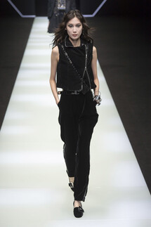 Emporio Armani Fall 2018 Ready-to-Wear , Emporio Armani осень зима 2018 , Fashion show , неделя моды в Милане , MFW , Mainstyles